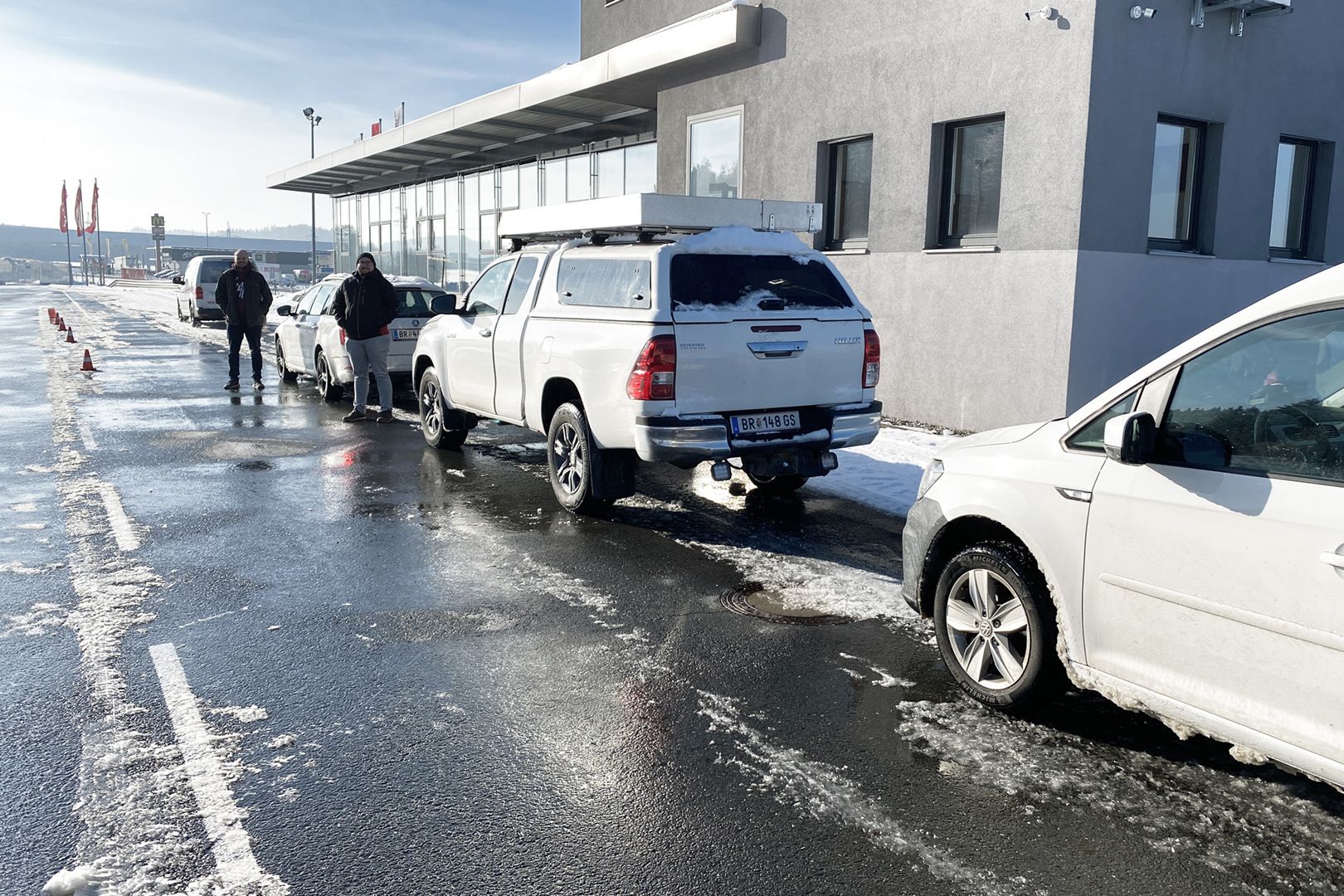 Energiewerkstatt investiert in die Sicherheit des Teams 65 Energiewerkstatt Fahrsicherheitstraining ARBOe Fahrsicherheitszentrum Salzburg Autos uai